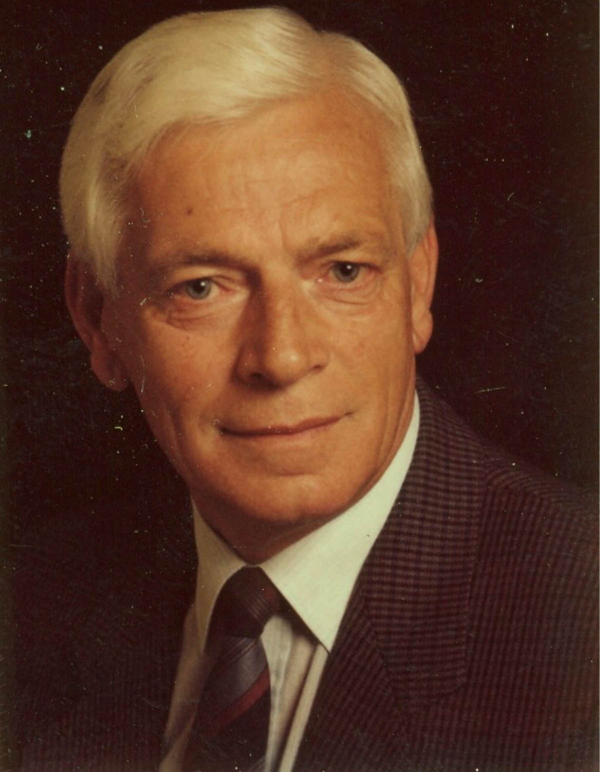 Helmut Wst
